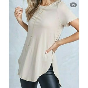 Shirt with side slit